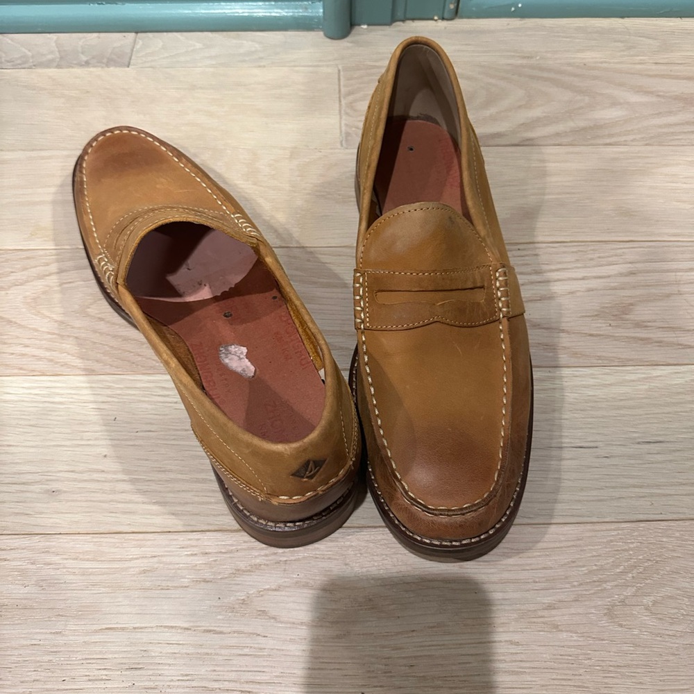 Men's Tan Sperry Docksiders